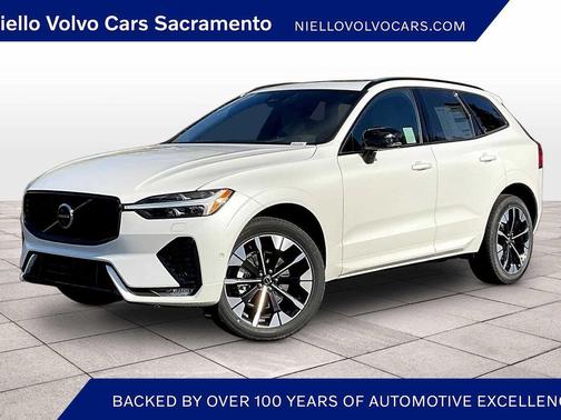 2026 Volvo XC60 B5 Plus
