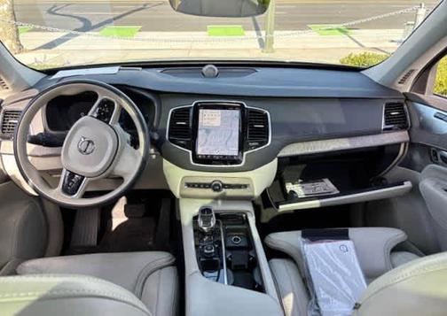 2023 Volvo XC90 Recharge Plug-In Hybrid T8 Ultimate 6-Seater