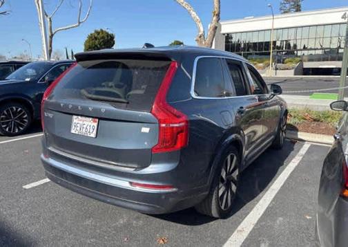 2023 Volvo XC90 Recharge Plug-In Hybrid T8 Ultimate 6-Seater