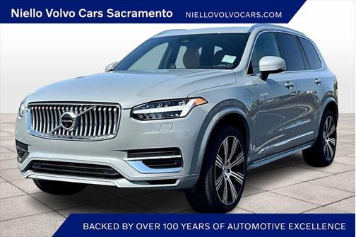 2024 Volvo XC90 Recharge Plug-In Hybrid T8 Ultimate Bright Theme 7-Seater