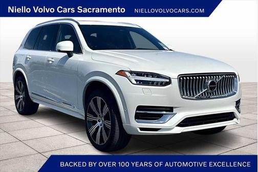 2024 Volvo XC90 Recharge Plug-In Hybrid T8 Plus Bright Theme 7-Seater