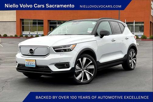 2022 Volvo XC40 Recharge Pure Electric P8 Twin Ultimate