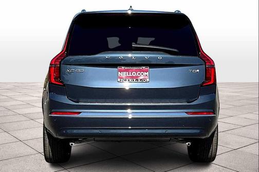 2026 Volvo XC90 Plug-In Hybrid T8 Plus 7-Seater