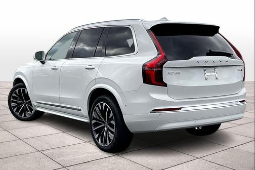 2026 Volvo XC90 B6 Plus 7-Seater