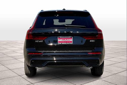 2026 Volvo XC60 B5 Plus