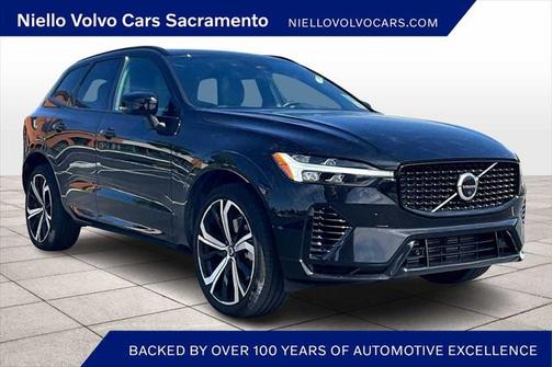 2022 Volvo XC60 Recharge Plug-In Hybrid T8 R-Design