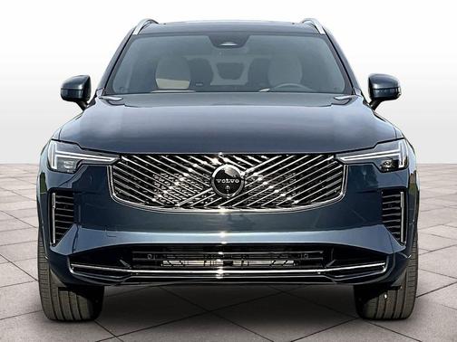 2026 Volvo XC90 B5 Plus 7-Seater