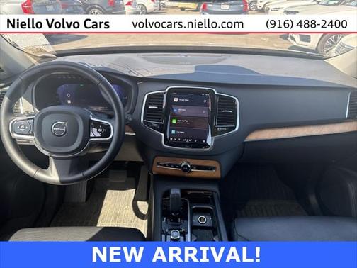 2023 Volvo XC90 Recharge Plug-In Hybrid T8 Plus Dark Theme 7-Seater