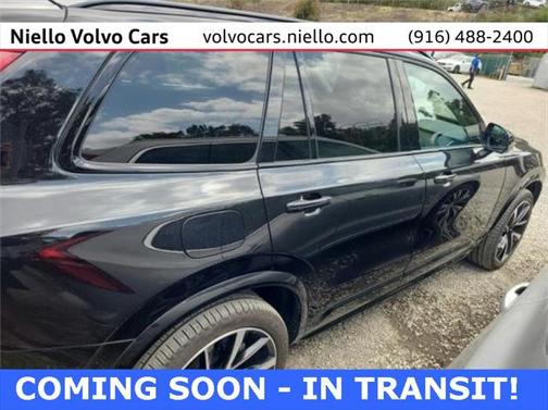 2023 Volvo XC90 Recharge Plug-In Hybrid T8 Plus Dark Theme 7-Seater