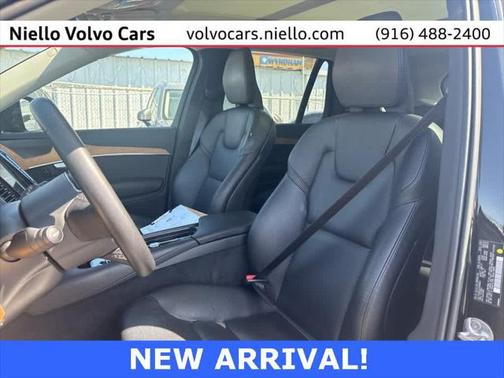 2023 Volvo XC90 Recharge Plug-In Hybrid T8 Plus Dark Theme 7-Seater