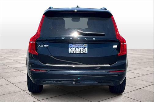 2023 Volvo XC90 Recharge Plug-In Hybrid T8 Plus Dark Theme 7-Seater