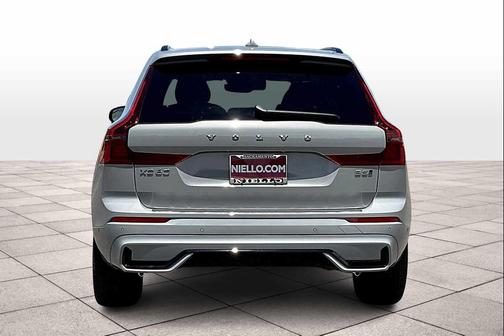 2026 Volvo XC60 B5 Ultra