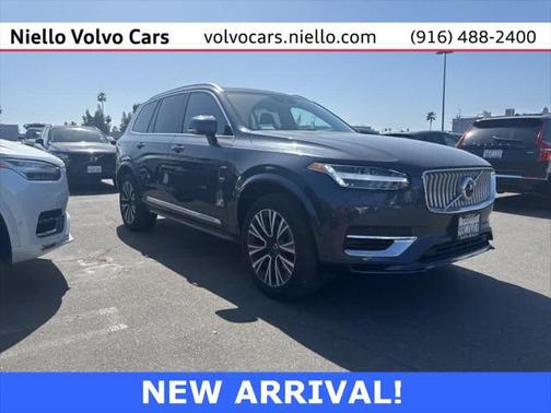 2022 Volvo XC90 Recharge Plug-In Hybrid T8 Inscription Expression 6 Passenger
