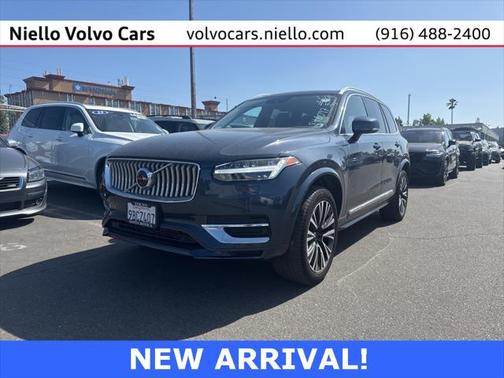 2022 Volvo XC90 Recharge Plug-In Hybrid T8 Inscription Expression 6 Passenger