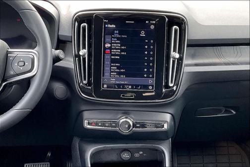 2023 Volvo XC40 Recharge Pure Electric Twin Core