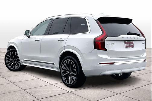 2026 Volvo XC90 B6 Plus 7-Seater