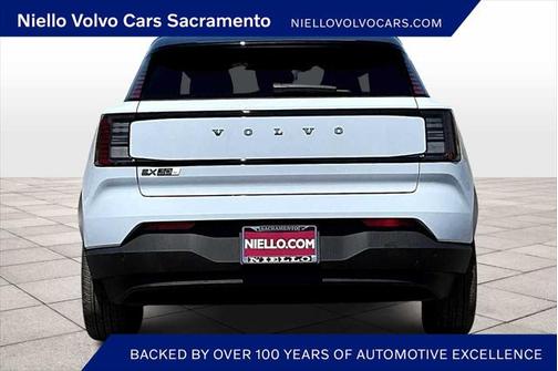 2025 Volvo EX30 Twin Motor Plus