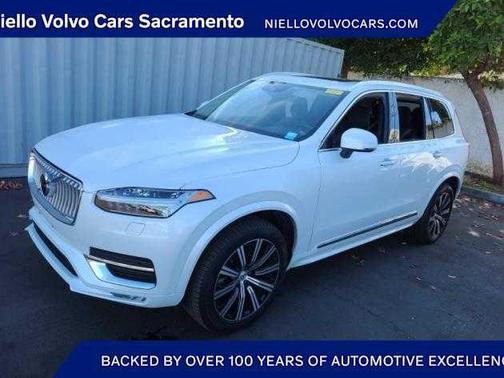 2022 Volvo XC90 T6 Inscription