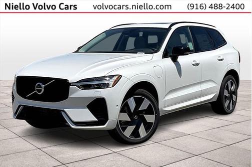 2025 Volvo XC60 Plug-In Hybrid T8 Plus