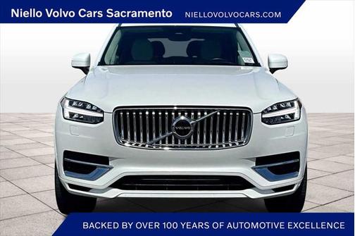 2023 Volvo XC90 Recharge Plug-In Hybrid T8 Ultimate Bright Theme 7-Seater