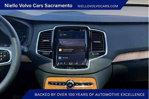 2024 Volvo XC90 Recharge Plug-In Hybrid T8 Plus Bright Theme 7-Seater
