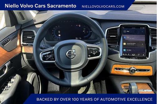 2024 Volvo XC90 Recharge Plug-In Hybrid T8 Plus Bright Theme 7-Seater