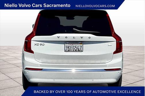 2024 Volvo XC90 Recharge Plug-In Hybrid T8 Plus Bright Theme 7-Seater