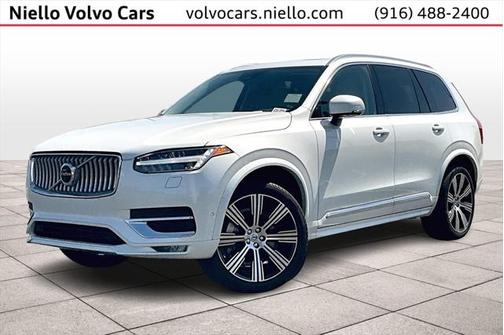 2025 Volvo XC90 B6 Plus 7-Seater