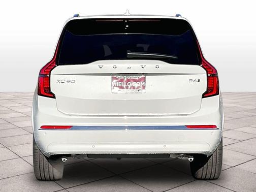 2026 Volvo XC90 B6 Plus 7-Seater
