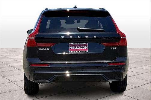 2025 Volvo XC60 Plug-In Hybrid T8 Plus
