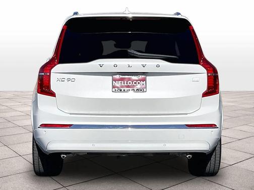 2023 Volvo XC90 Recharge Plug-In Hybrid T8 Plus Bright Theme 7-Seater