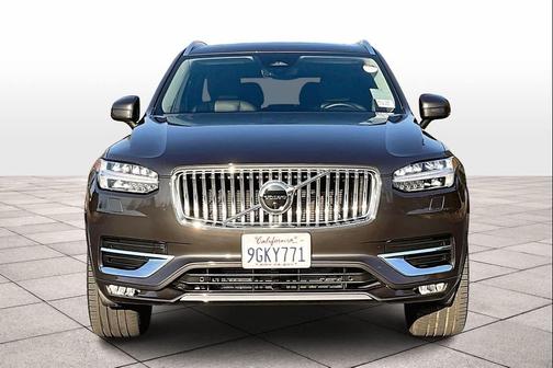 2023 Volvo XC90 B6 Plus 7-Seater