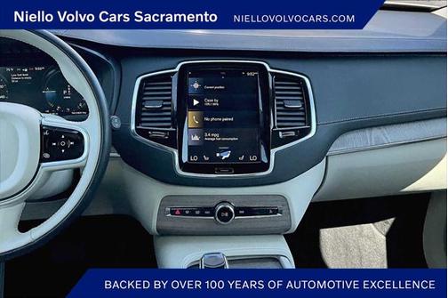 2022 Volvo XC90 Recharge Plug-In Hybrid T8 Inscription 7 Passenger