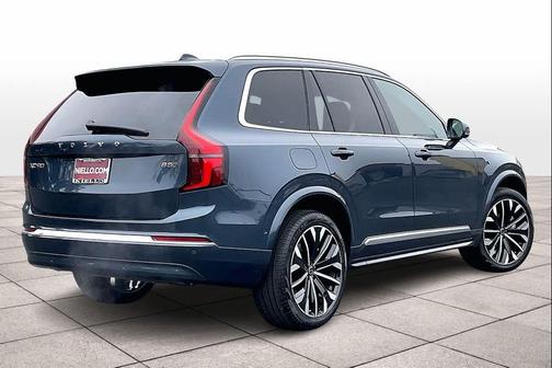 2026 Volvo XC90 B5 Plus 7-Seater