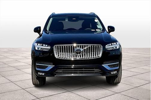2025 Volvo XC90 B6 Plus 6-Seater