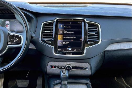 2022 Volvo XC90 T6 Inscription