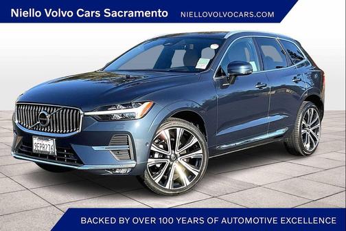 2023 Volvo XC60 B5 Ultimate Bright Theme