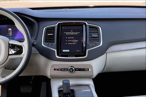 2025 Volvo XC90 B6 Core