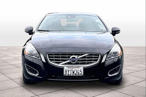 2013 Volvo S60 T5 Platinum