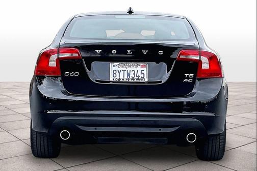 2013 Volvo S60 T5 Platinum
