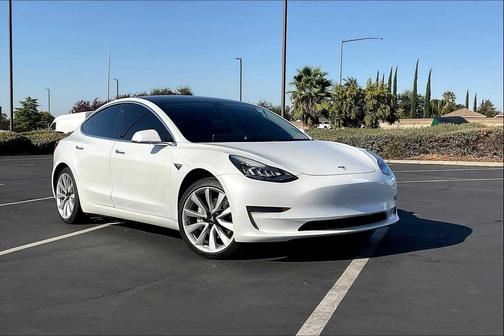 2020 Tesla Model 3 Standard Range Plus