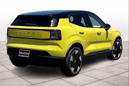 2025 Volvo EX30 Twin Motor Plus