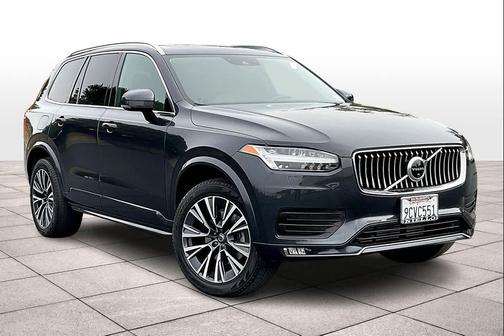 2022 Volvo XC90 T5 Momentum