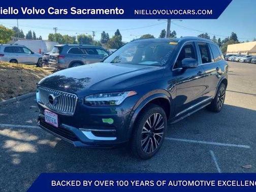 2023 Volvo XC90 Recharge Plug-In Hybrid T8 Core Bright Theme