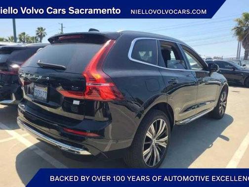 2022 Volvo XC60 Recharge Plug-In Hybrid T8 Inscription