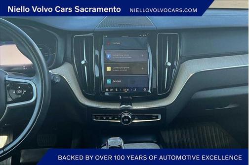 2022 Volvo XC60 Recharge Plug-In Hybrid T8 Inscription