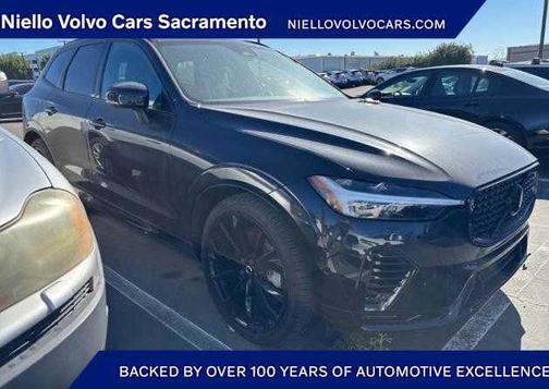 2024 Volvo XC60 Recharge Plug-In Hybrid T8 Ultimate Black Edition