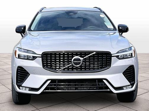 2025 Volvo XC60 B5 Core