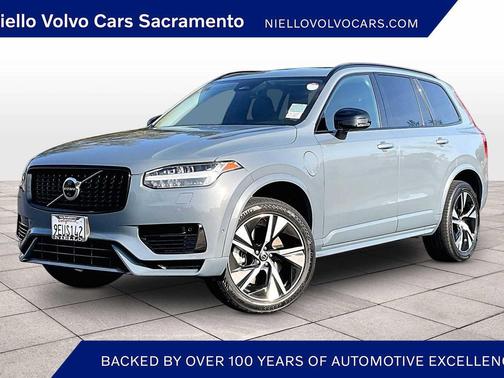 2023 Volvo XC90 Recharge Plug-In Hybrid T8 Plus Dark Theme 7-Seater