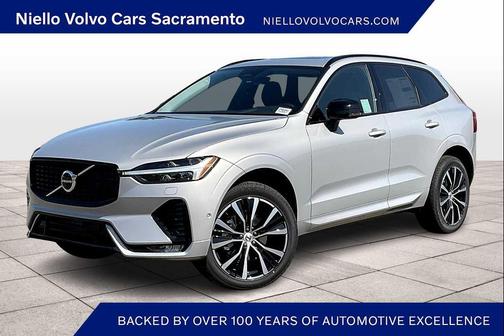 2025 Volvo XC60 B5 Plus